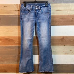 American Eagle 🦅 artist flair jeans size 6 short